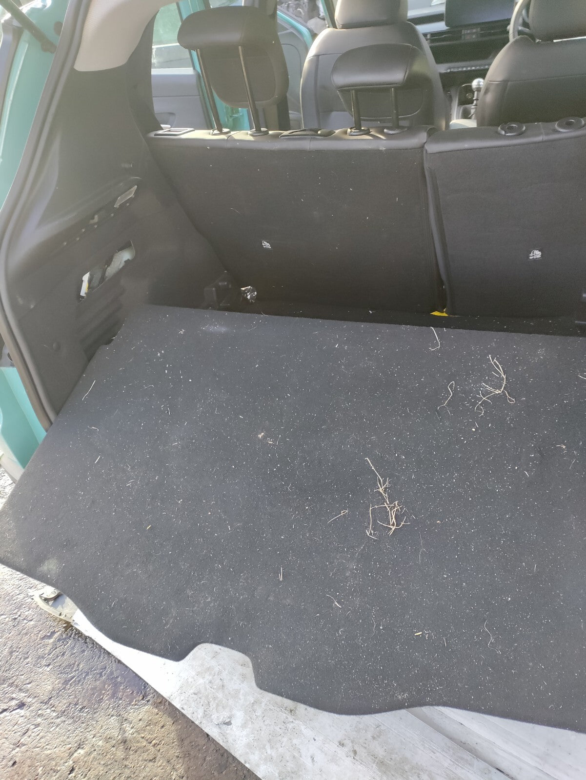2024 JEEP AVENGER MIDDLE LOWER BOOT FLOOR 7357714080