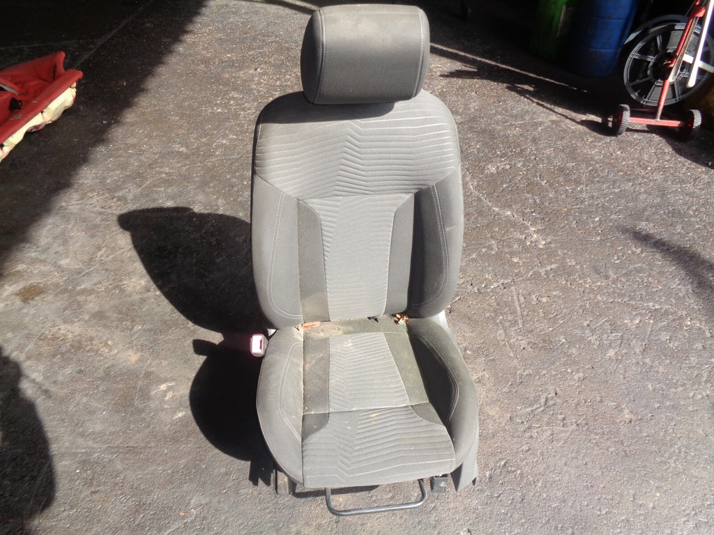 FORD FIESTA MK7 5 DOOR 2016 NS PASSENGER SIDE COMPLETE SEAT FABRIC