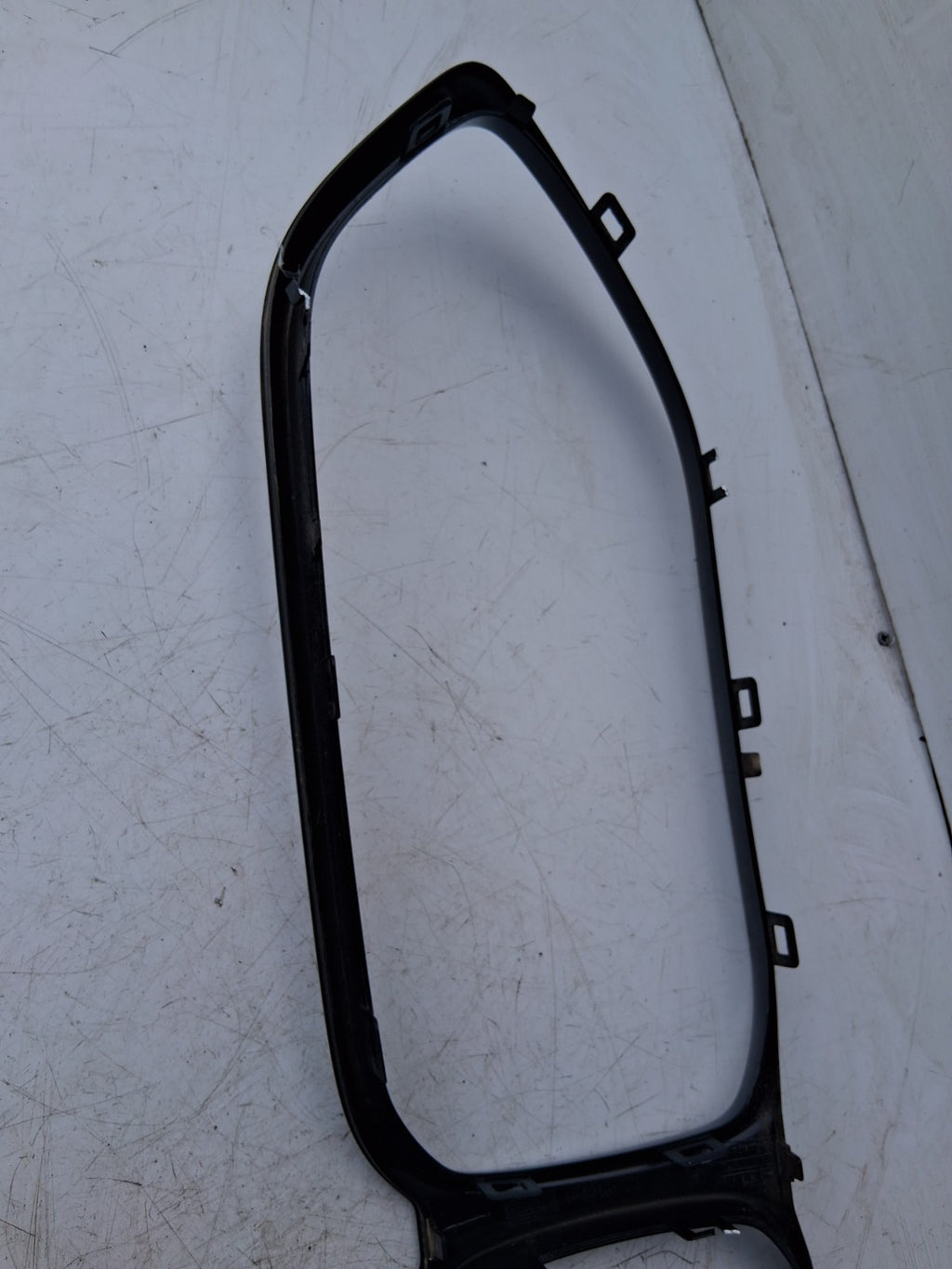 2023 BMW 2 SERIES FRONT GRILLE OUTER SURROUND TRIM