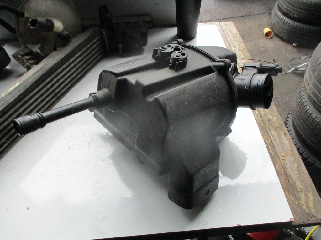 AUDI A3 8V (MK3) 1.6 TDI MASS AIR FLOW METER AND BOX 03L906461