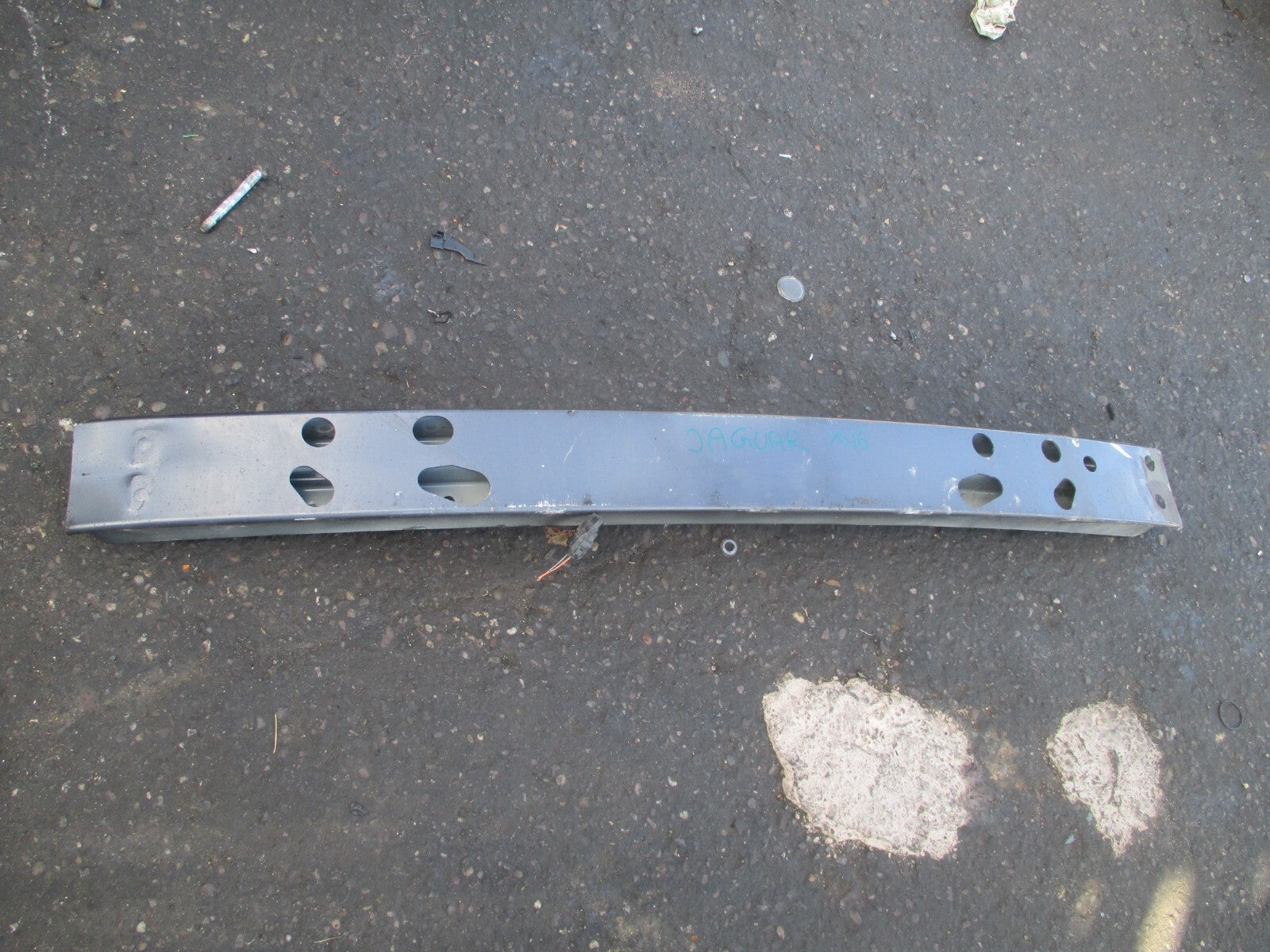 JAGUAR XJ6 X350 2003 FRONT BUMPER REINFORCEMENT CRASH BAR