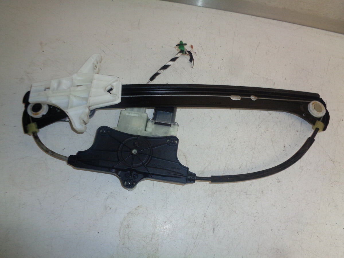 VW VOLKSWAGEN PASSAT B8 2017 NSR PASSENGER SIDE REAR DOOR WINDOW MOTOR REGULATOR