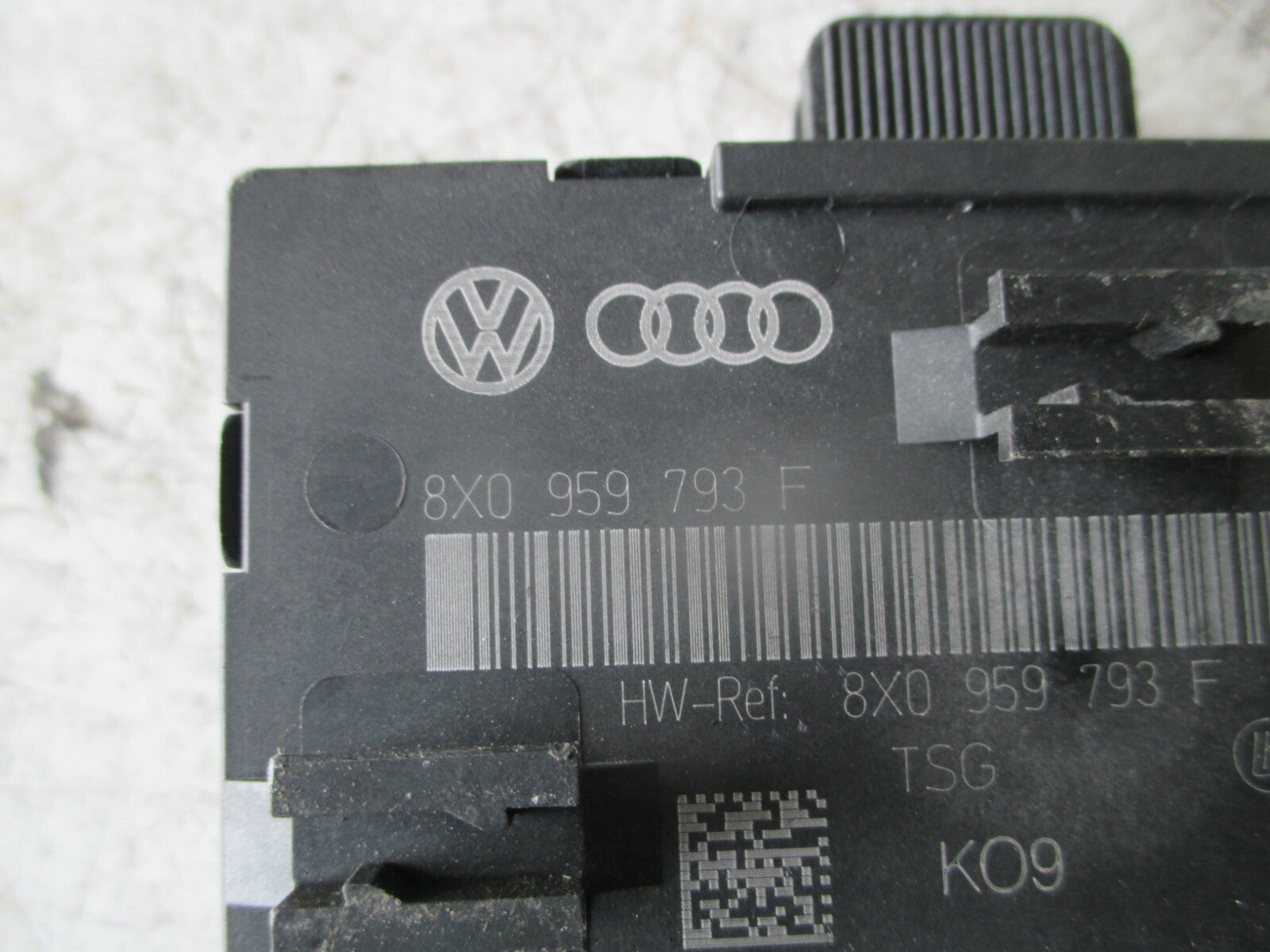 AUDI A1 2015 8X OSF FRONT DRIVER SIDE DOOR CONTROL MODULE 8X0959793