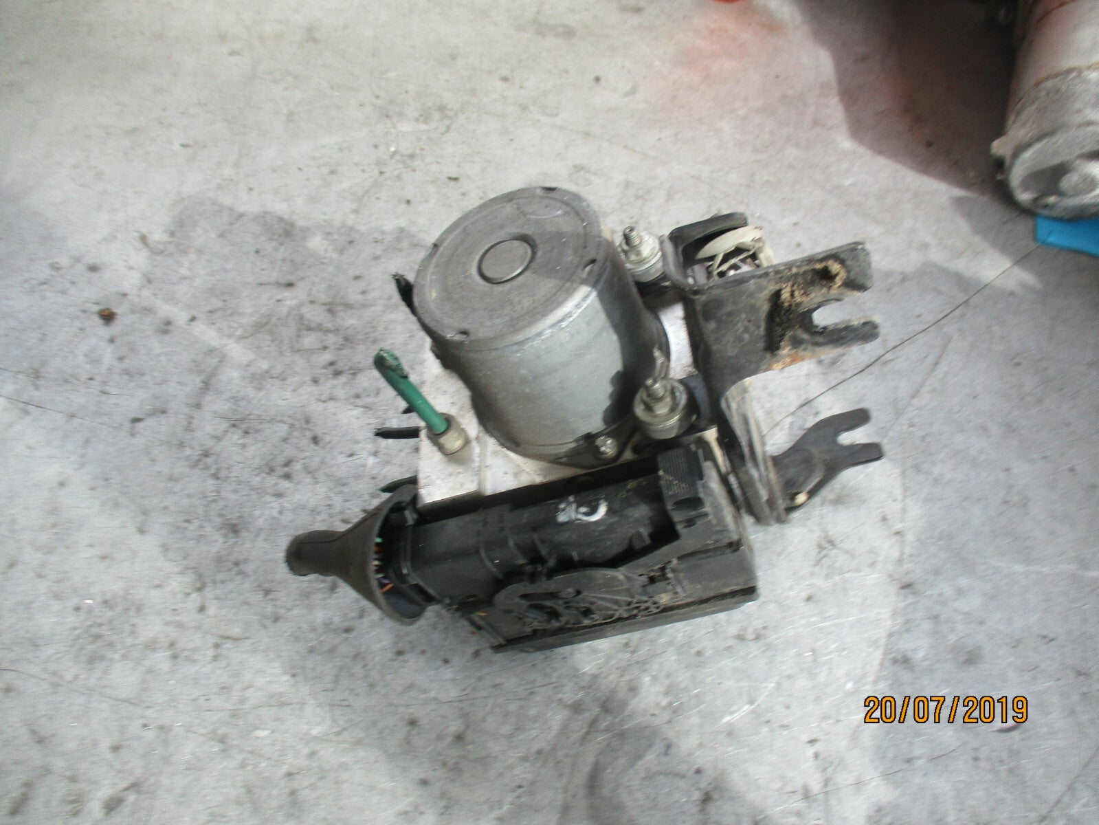 RENAULT CLIO MK3 ABS PUMP & CONTROL MODULE 8200415220