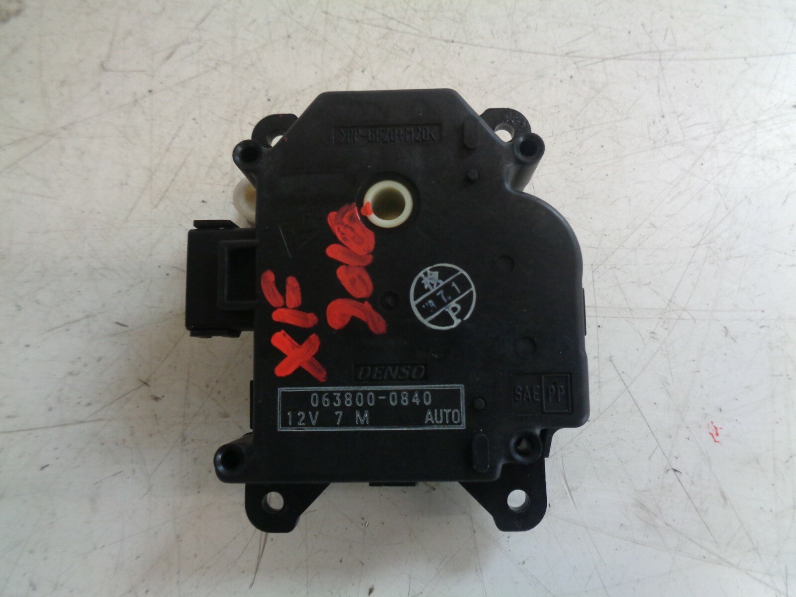 JAGUAR XF 2010 X250 3.0 DIESEL HEATER FLAP CONTROL REGULATOR MOTOR 0638000840