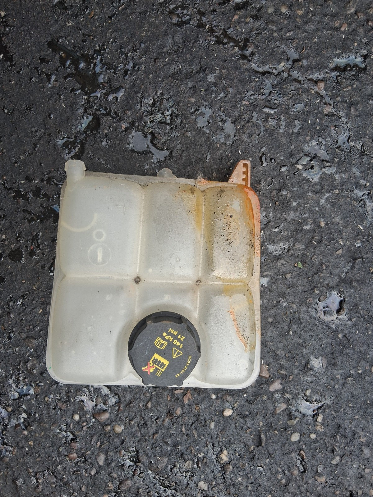 2014 FORD FIESTA MK7 COOLANT WATER EXPANSION TANK