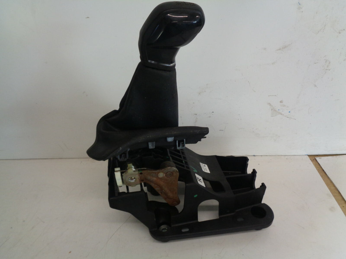 PEUGEOT 208 2016 MK1 1.0 5 SPEED MANUAL GEAR STICK SHIFTER SELECTOR 9808161480