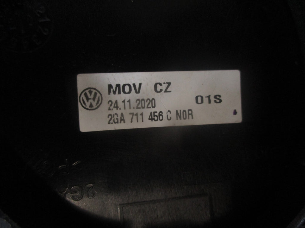 2020 VOLKSWAGEN T ROC AUTOMATIC GEAR SELECTOR SURROUND TRIM 2GA711456C