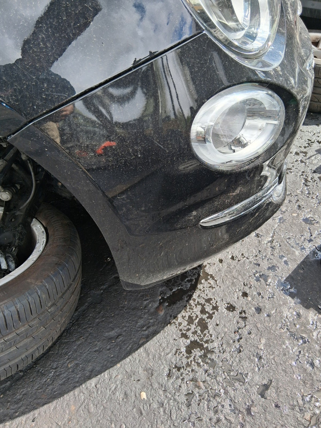 2025 FIAT 500 MHEV FRONT COMPLETE BUMPER WITH GRILLS & FOG LIGHTS (DAMAGED)
