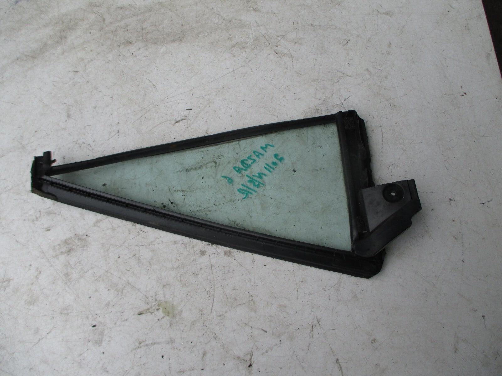 MAZDA 6 2011 NSR PASSENGER SIDE REAR QUARTER SMALL WINDOW GLASS 43R-00011