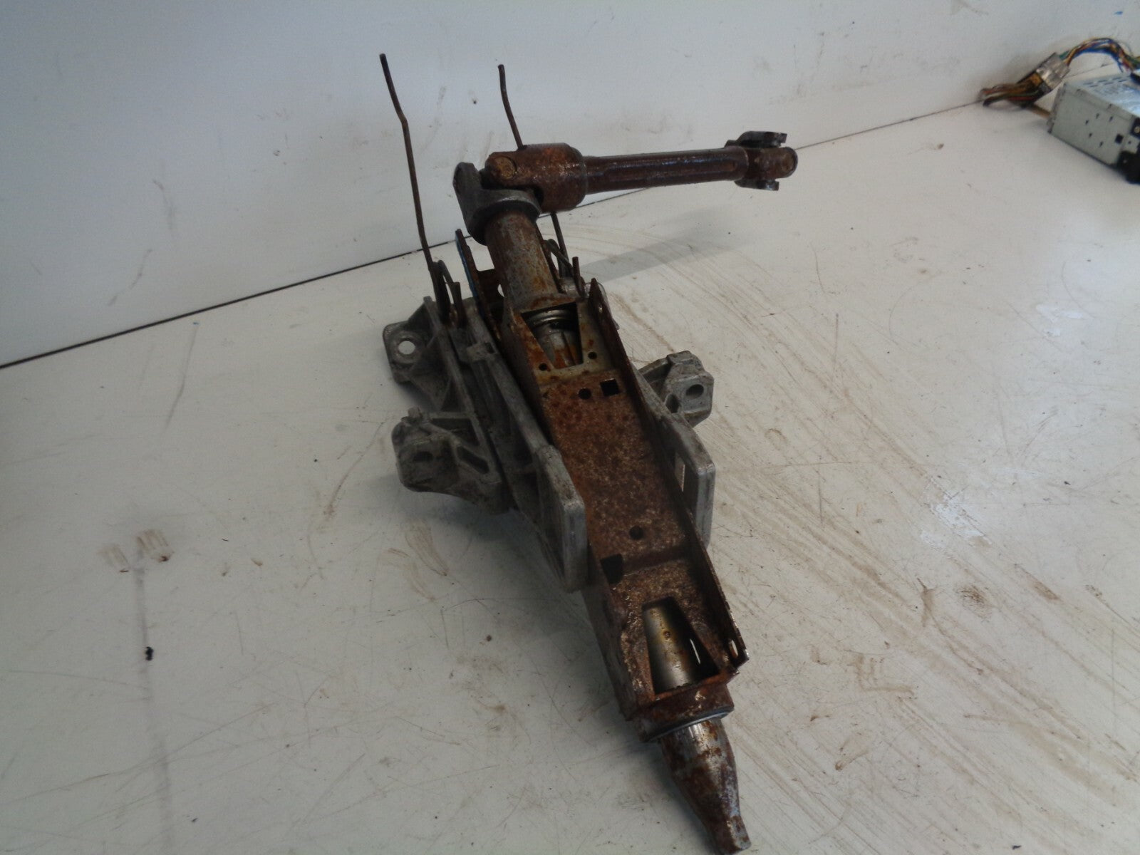 FORD MONDEO MK5 TITANIUM STEERING COLUMN
