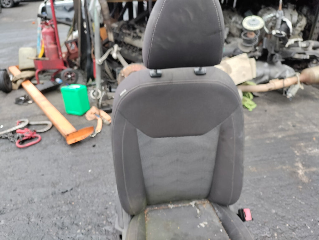 FORD KA+ PLUS 2017 OSF DRIVER SIDE FABRIC SEAT