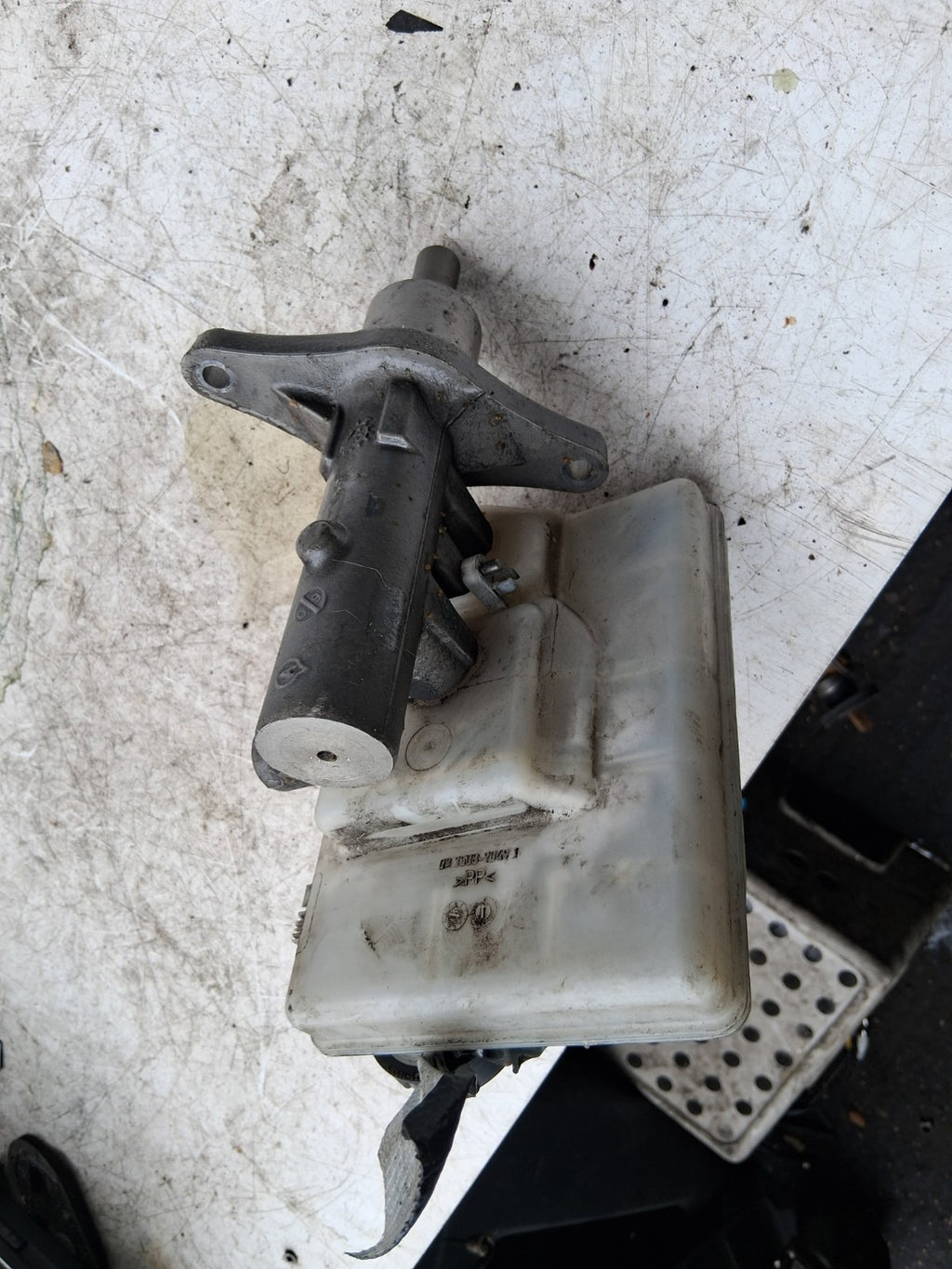 2023 RENAULT MASTER MK3 2.3 DIESEL BRAKE MASTER CYLINDER