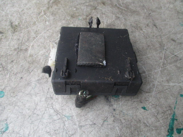 2007 MERCEDES C CLASS W204 OSF DRIVER SIDE ECU CONTROL MODULE A21290006518
