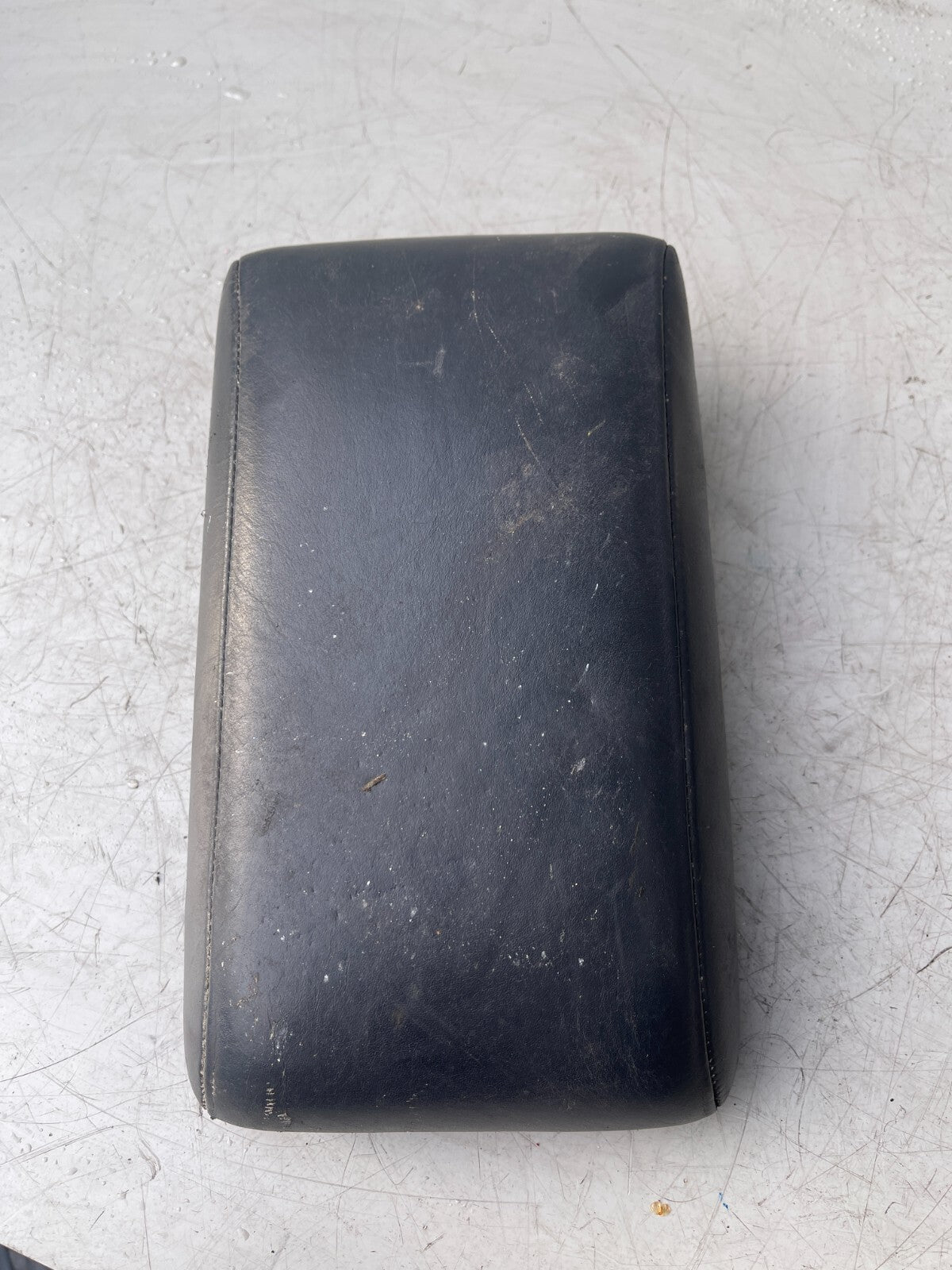 1992 FORD GRANADA LEATHER ARM REST
