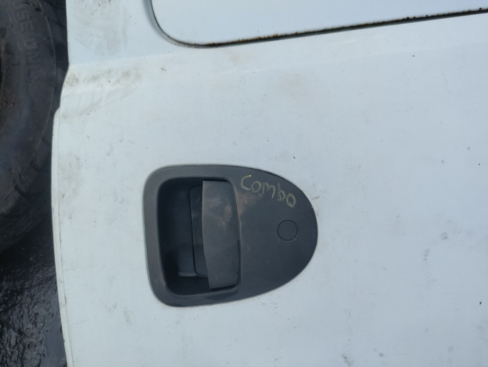 2007 VAUXHALL COMBO C NSF PASSENGER SIDE SLIDING DOOR WHITE