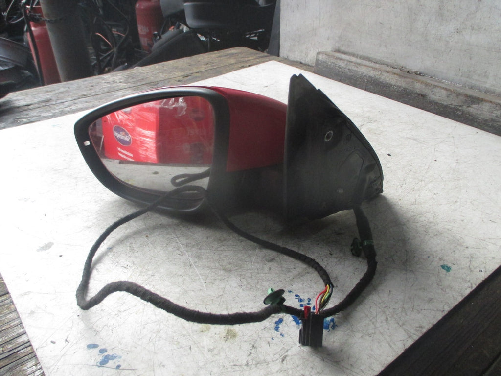 VW VOLKSWAGEN B7 PASSAT 2014 NSF FRONT PASSENGER SIDE ELECTRIC WING MIRROR RED