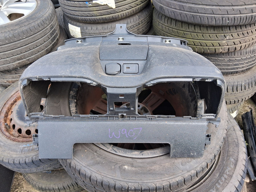 2023 MERCEDES BENZ SPRINTER W907 DASH TRIM & USB PORT A910682601