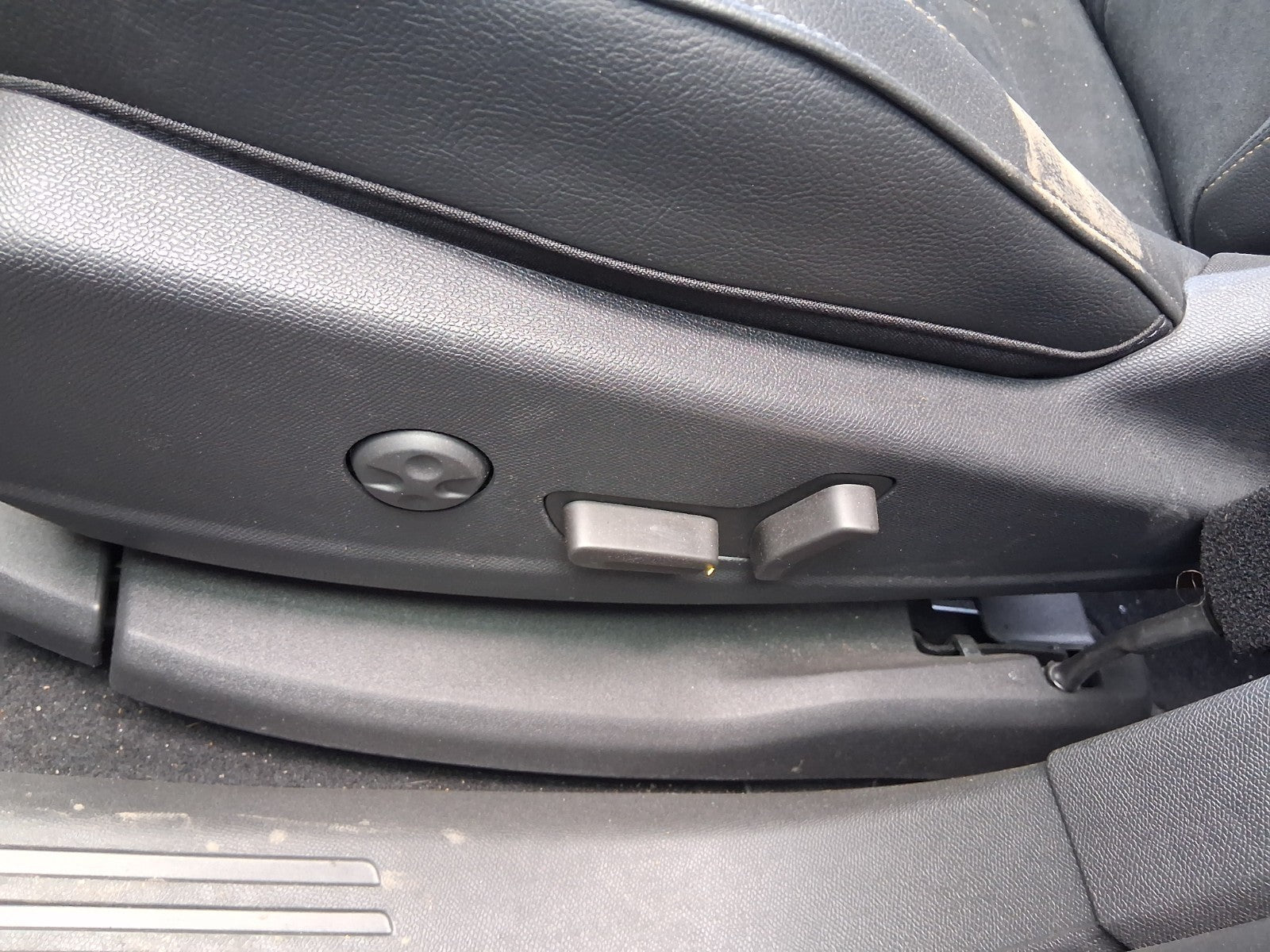 2024 DS AUTOMOBILES DS 7 NS PASSENGER SIDE FRONT ELECTRIC HEATED SEAT