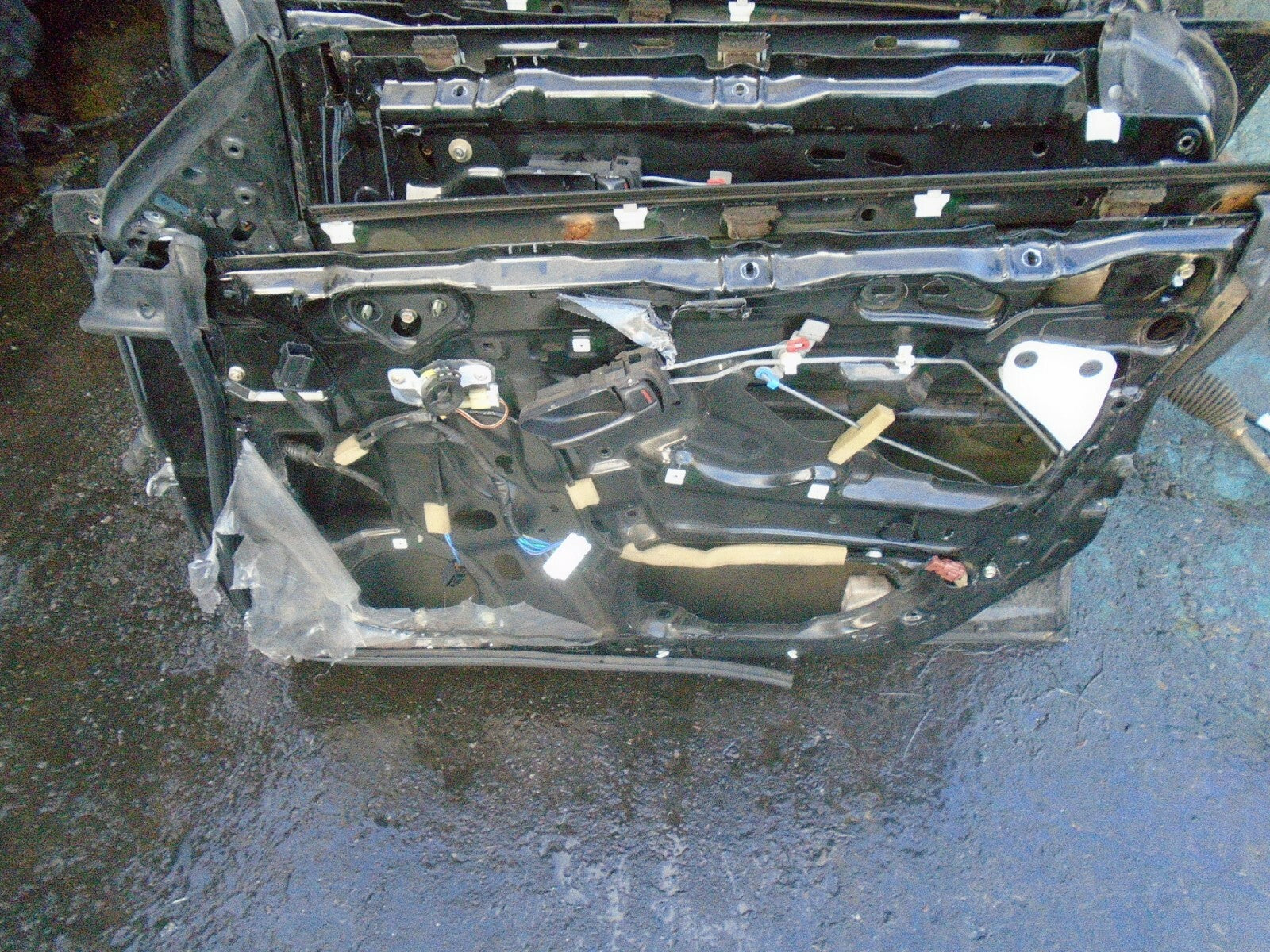 SUBARU IMPREZA WRX 2006 MK2 OSF FRONT DRIVER SIDE COMPLETE DOOR