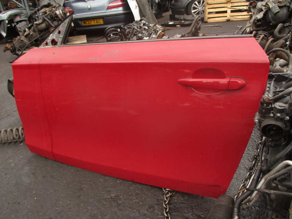 2009 BMW 1 SERIES E82 118D NSF PASSENGER SIDE FRONT LEFT COMPLETE DOOR RED A61