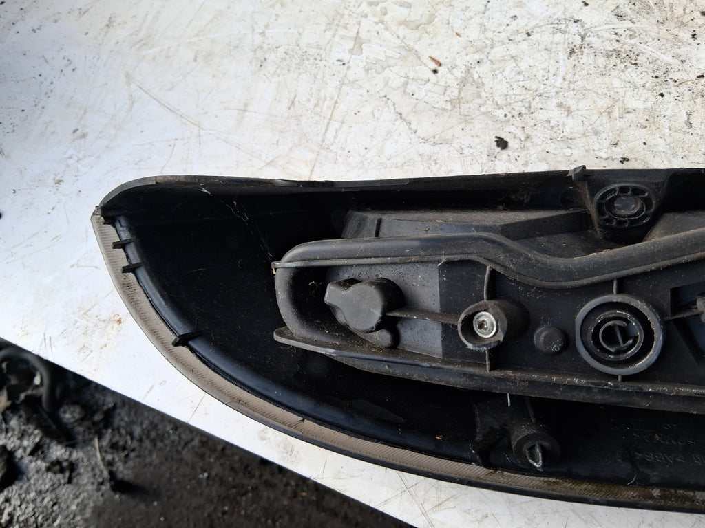 2005 VAUXHALL CORSA C NSR PASSENGER SIDE REAR LEFT TAIL LIGHT 89307510