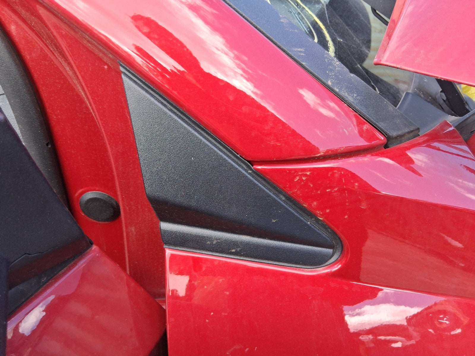 2026 HYUNDAI I20 MK3 OSF DRIVER SIDE FRONT WING PANEL TRIM