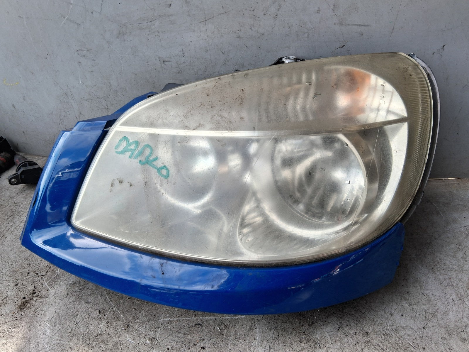 2010 FIAT DOBLO MK1 NSF PASSENGER SIDE FRONT HEADLIGHT HEADLAMP