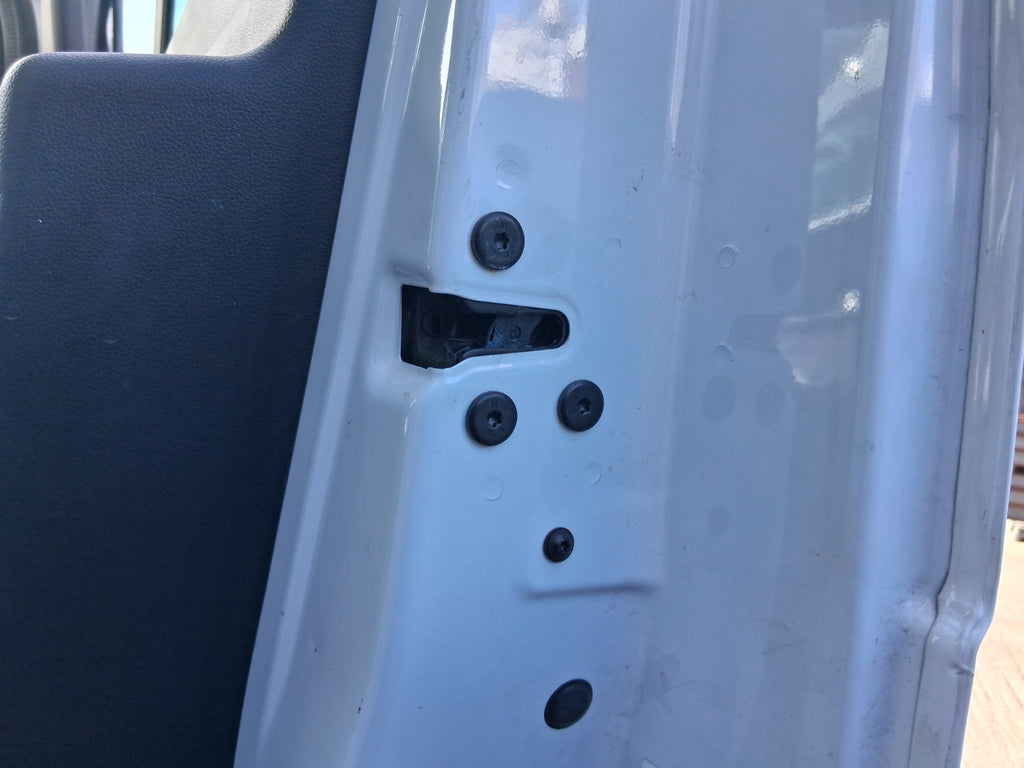 2025 RENAULT MASTER MK4 OSF DRIVER SIDE FRONT DOOR LOCK MECHANISM