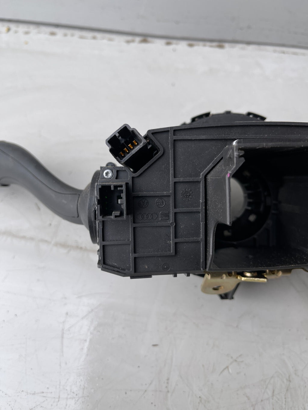 2002 VW AUDI A4 WIPER AND INDICATOR STALK 8E0953503B