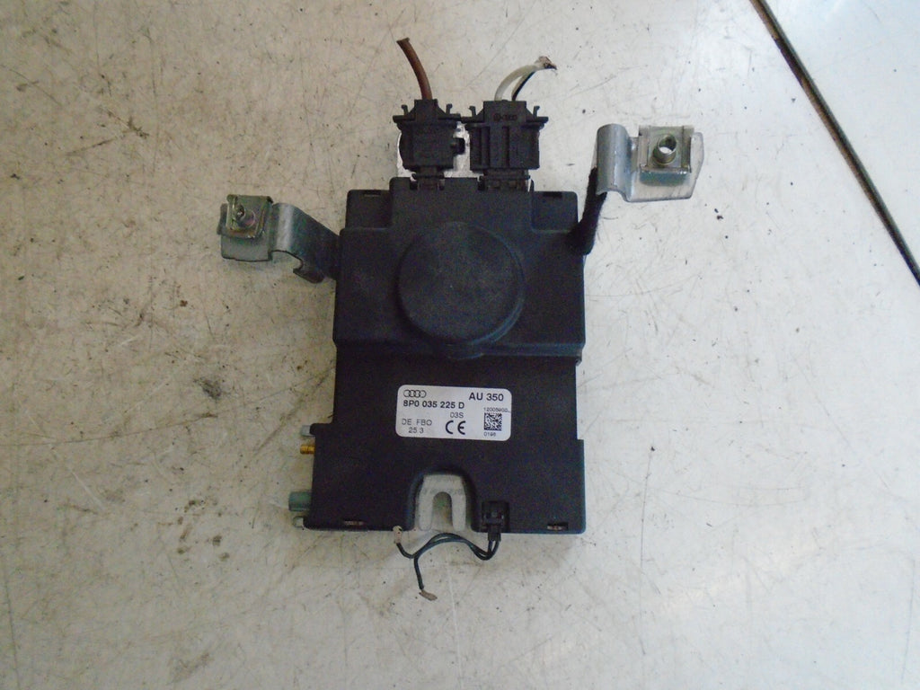 AUDI A3 8P 2003 RADIO ANTENNA AERIAL AMPLIFIER 8P0035225D