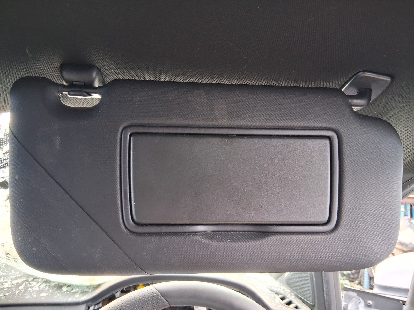 2024 FORD PUMA ST LINE OSF DRIVER SIDE FRONT RIGHT SUN VISOR SHADE