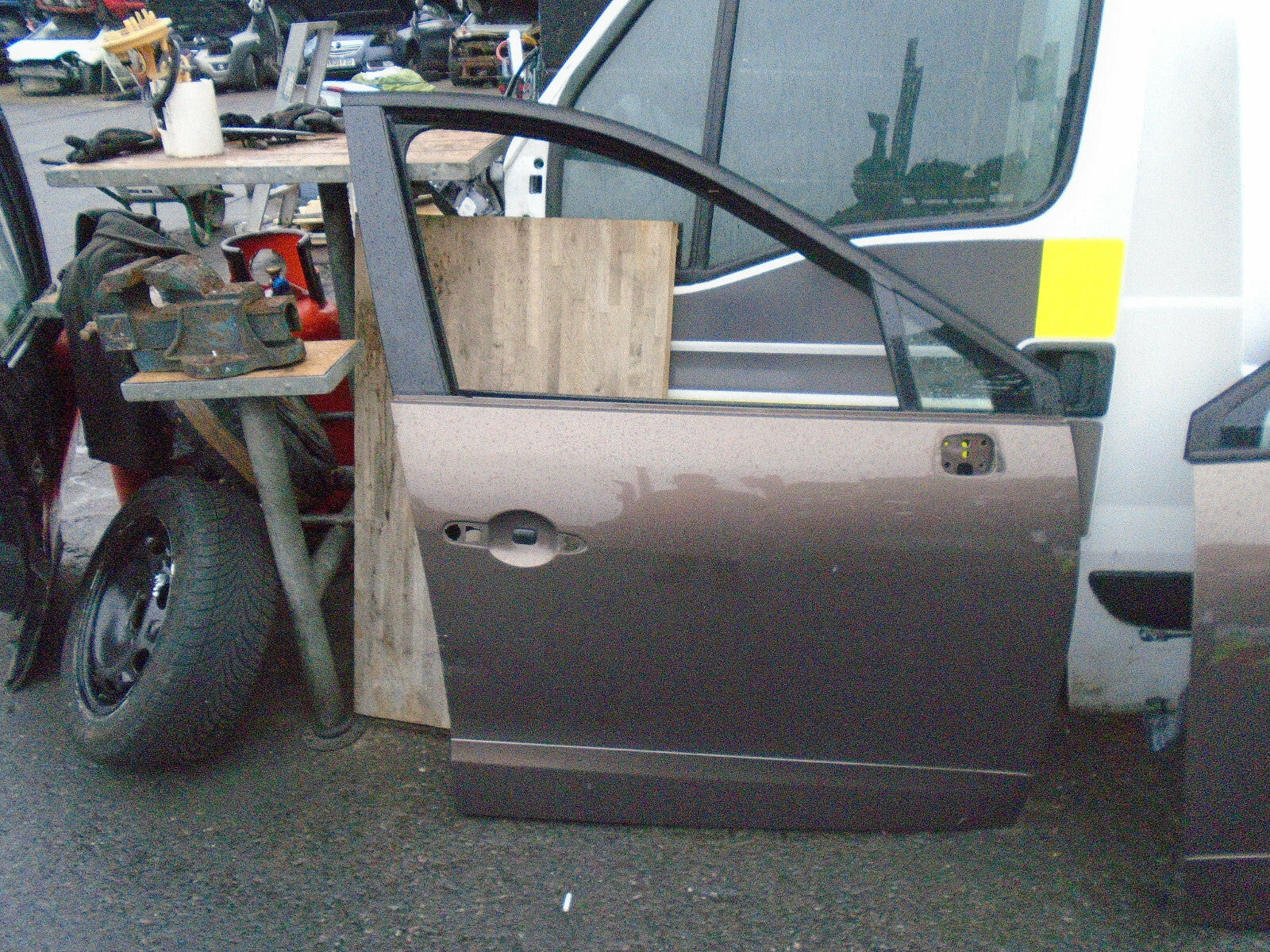 RENAULT SCENIC MK3 2012 OSF DRIVER SIDE FRONT BARE DOOR SHELL BRONZE