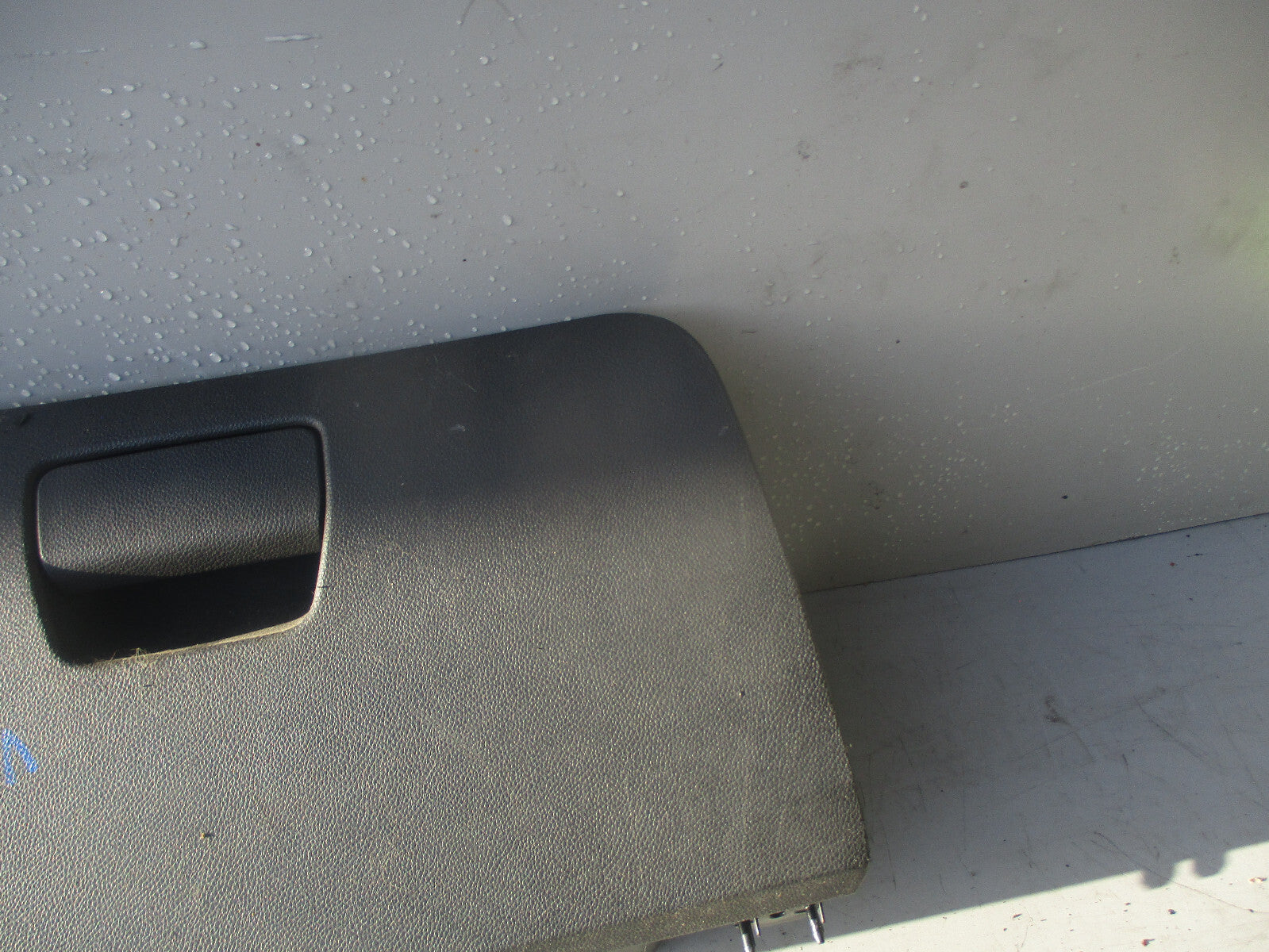 VAUXHALL VIVA 2016 5 DOOR GLOVE BOX COMPARTMENT