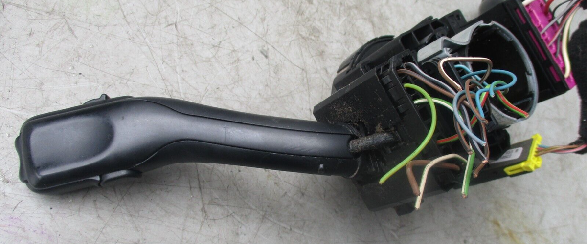 SKODA FABIA WIPER AND INDICATOR STALK 8L0953513G
