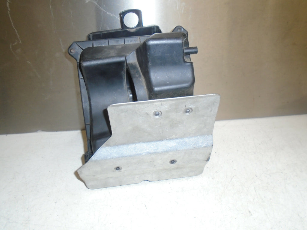 AUDI A4 B7 8E (MK3) 2.0 TDI (BRE) AIR INTAKE FILTER BOX 03G133853B