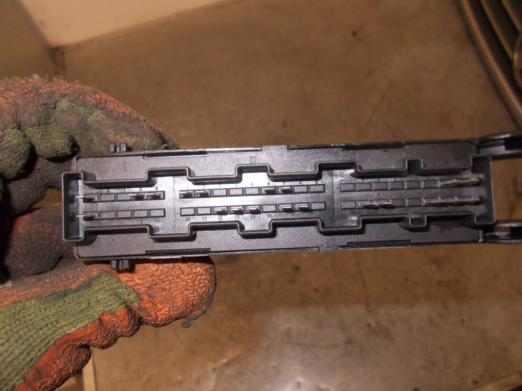 MERCDES W202 C CLASS 1996 LIGHT CONTROL UNIT 2025420232