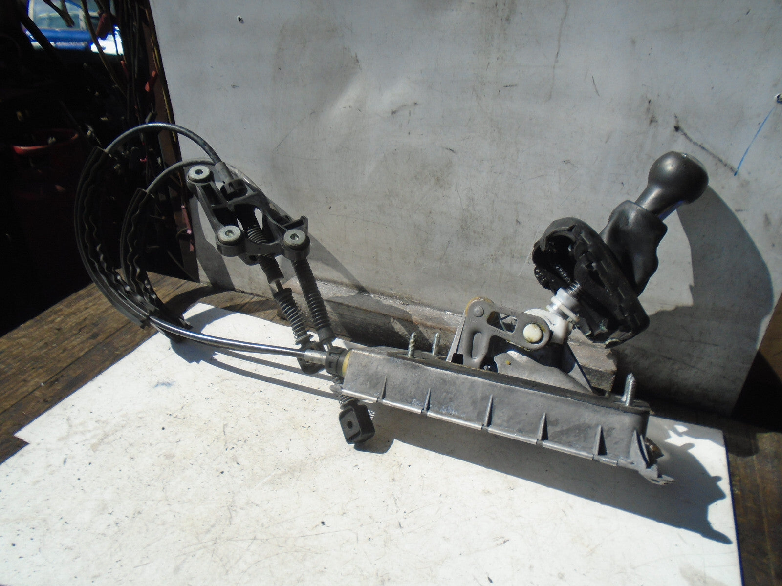 AUDI A1 8X 2015 6 SPEED MANUAL GEAR STICK GEAR SHIFTER 6C0711049F