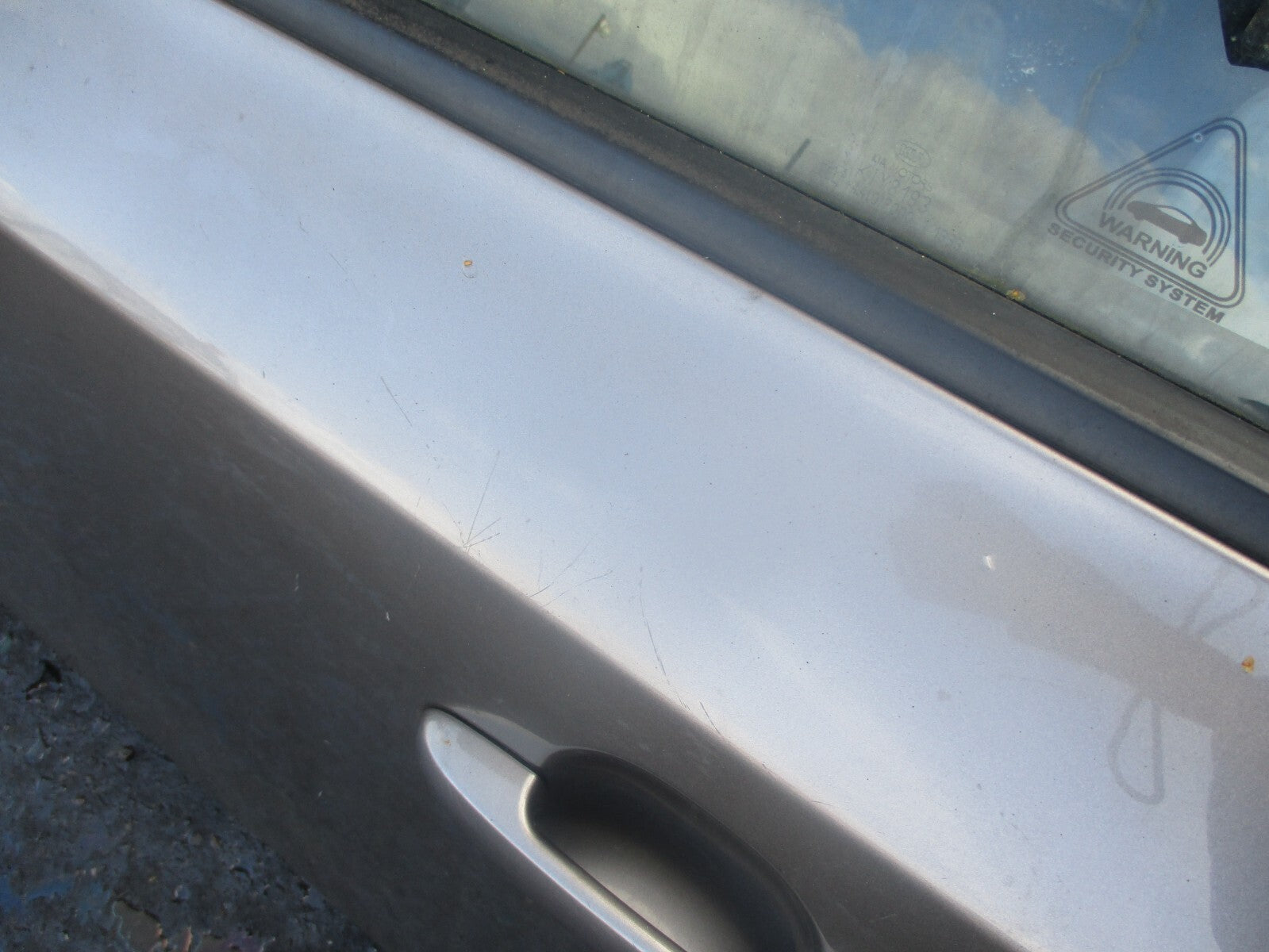 KIA CEED MK1 2007 NSF PASSENGER SIDE FRONT COMPLETE DOOR BEIGE 8Q