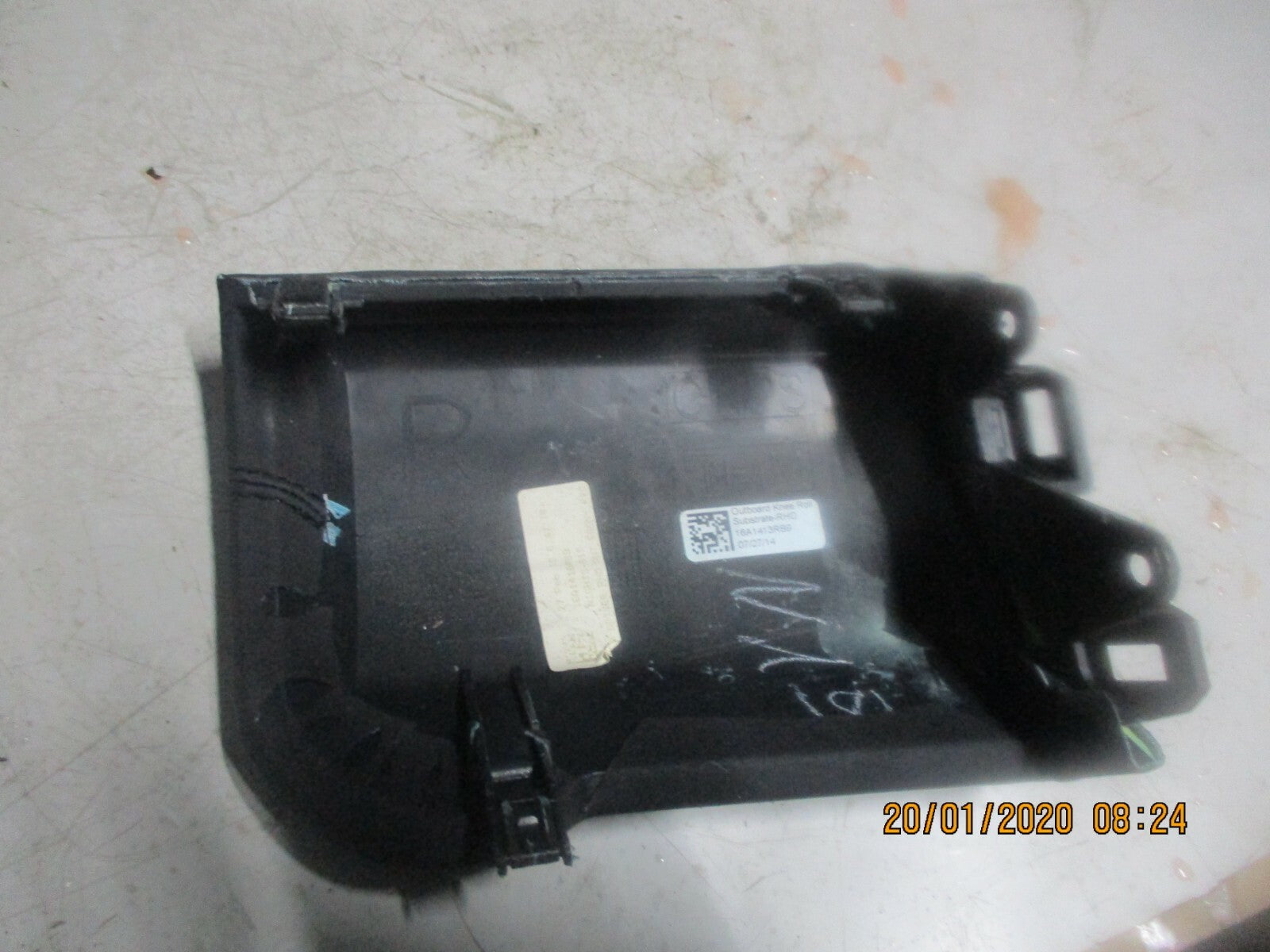 LAND ROVER DISCOVERY L550 2015 OS DRIVER LEATHER INTERIOR DASH KNEE PANEL TRIM