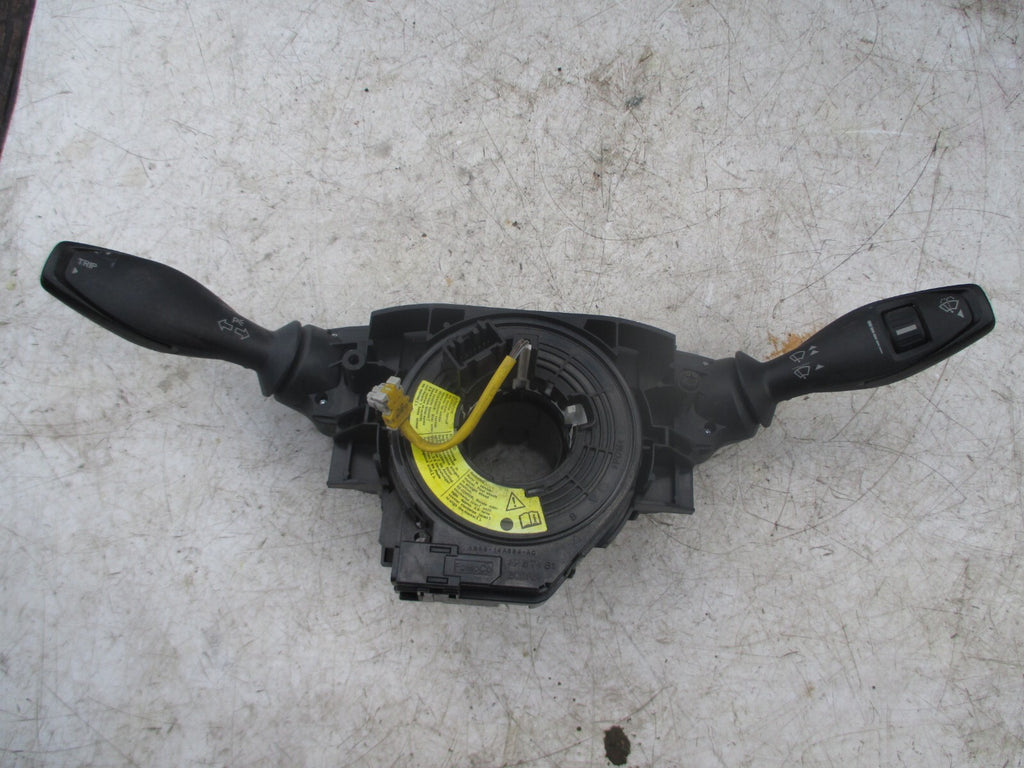 FORD KA + 2018 1.2 PETROL WIPER INDICATOR STALK SQUIB E4B513N064BB