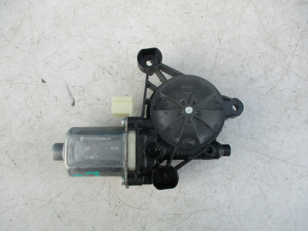 AUDI A3 8V S LINE 2017 NSF PASSENGER SIDE FRONT WINDOW MOTOR ONLY 5Q0959802B