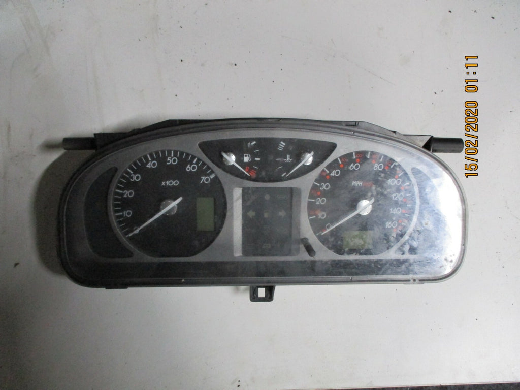 RENAULT LAGUNA MK2 2004 2.2 DCI SPEEDO METER INSTRUMENT CLUSTER 8200395333