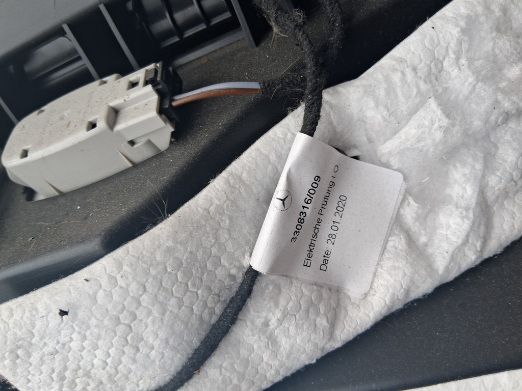 2020 MERCEDES A CLASS W177 DASHBOARD GLOVE BOX STORAGE COMPARTMENT 3406918