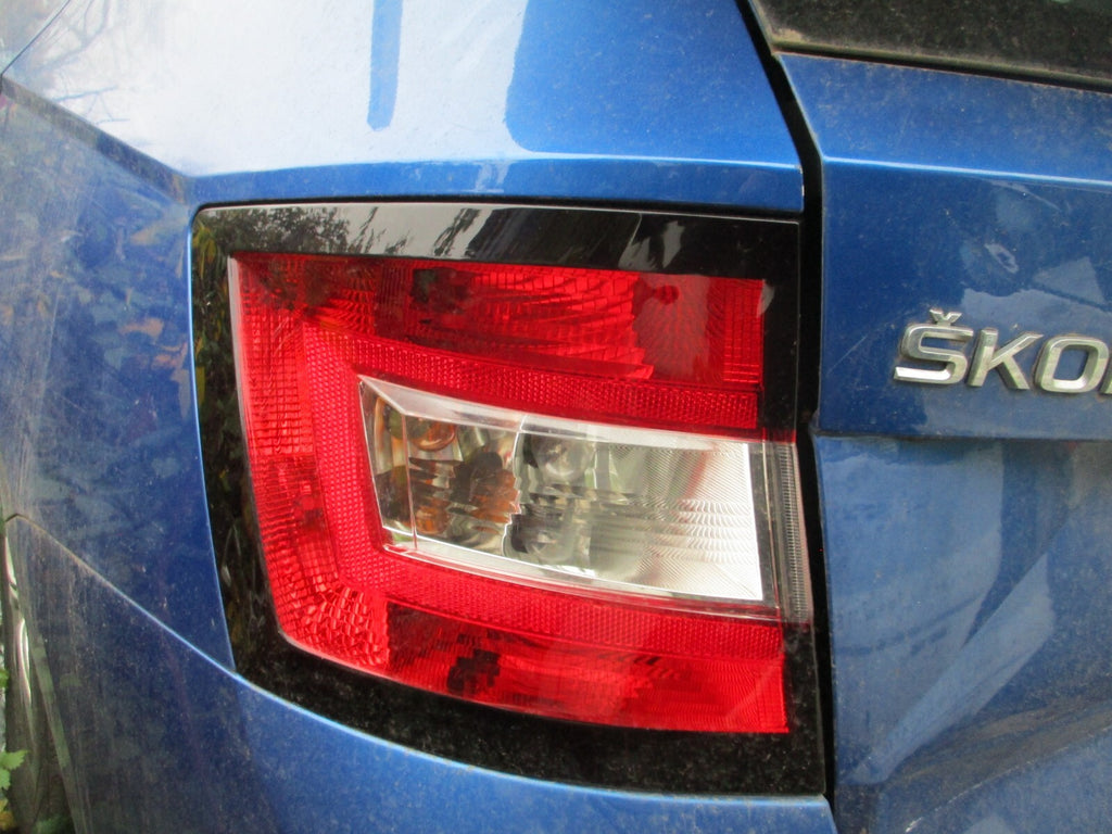 2019 SKODA FABIA MK3 NJ ESTATE NSR PASSENGER SIDE REAR TAIL LIGHT LAMP