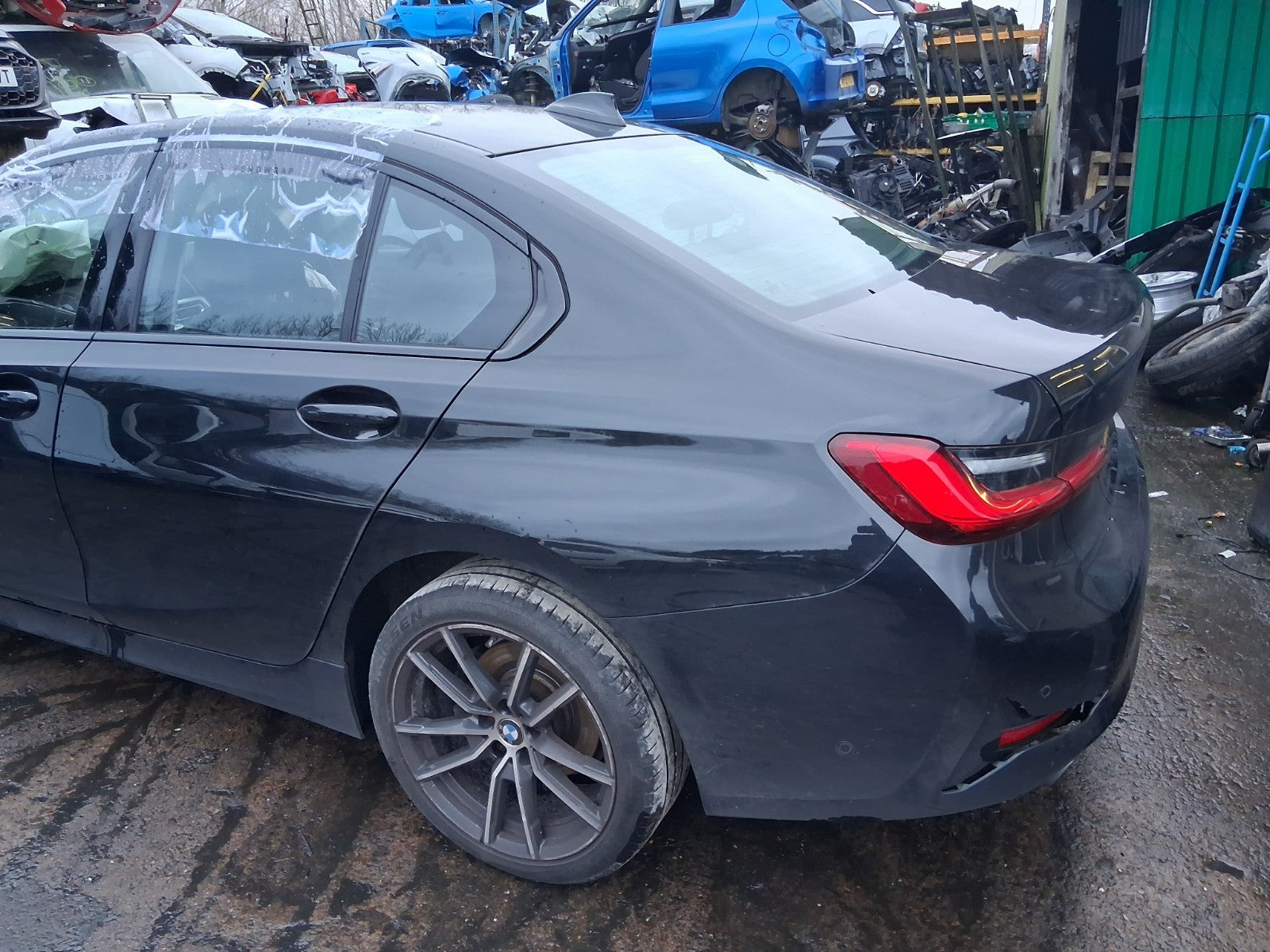 2019 BMW 3 SERIES SALOON G20 NSR PASSENGER SIDE REAR QUARTER PANEL BLACK MET 475