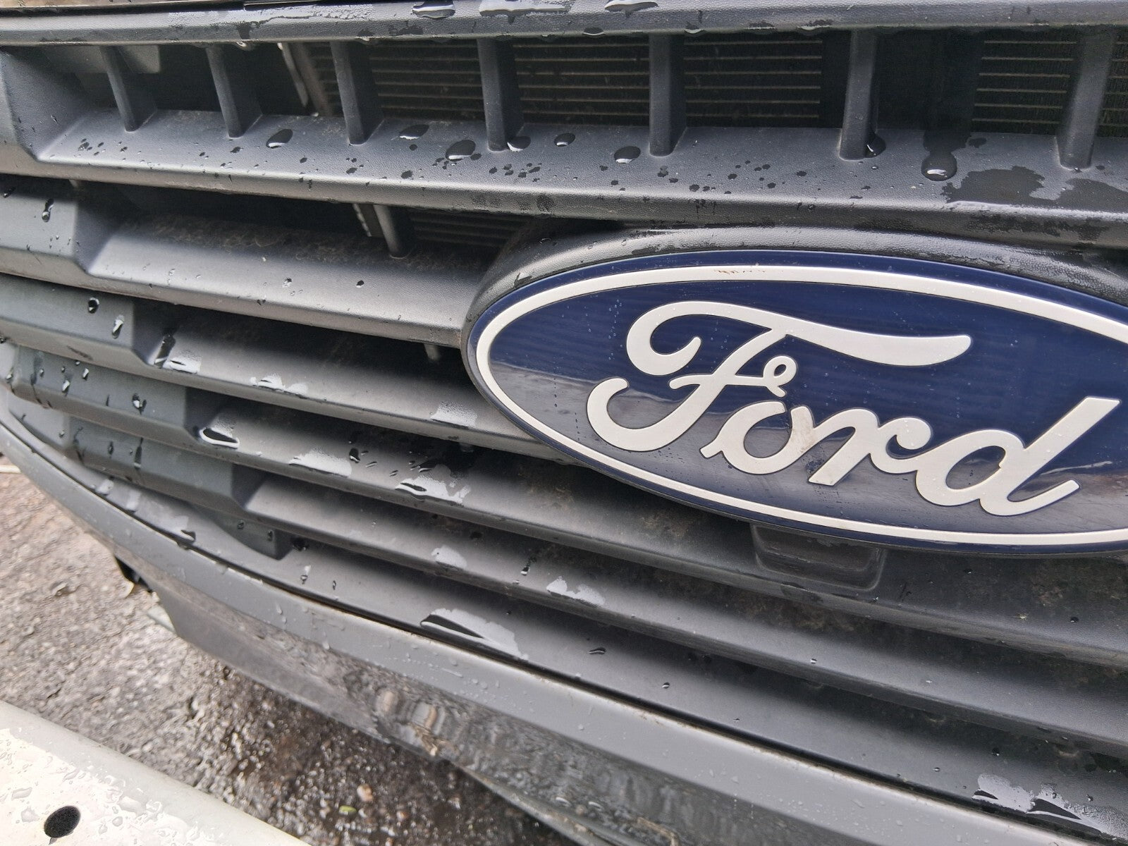 2024 FORD TRANSIT CUSTOM MK2 FRONT GRILL BLACK