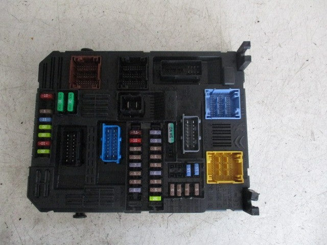 CITROEN C3 2021 MK3 SHINE BCM BODY CONTROL MODULE 9832880280
