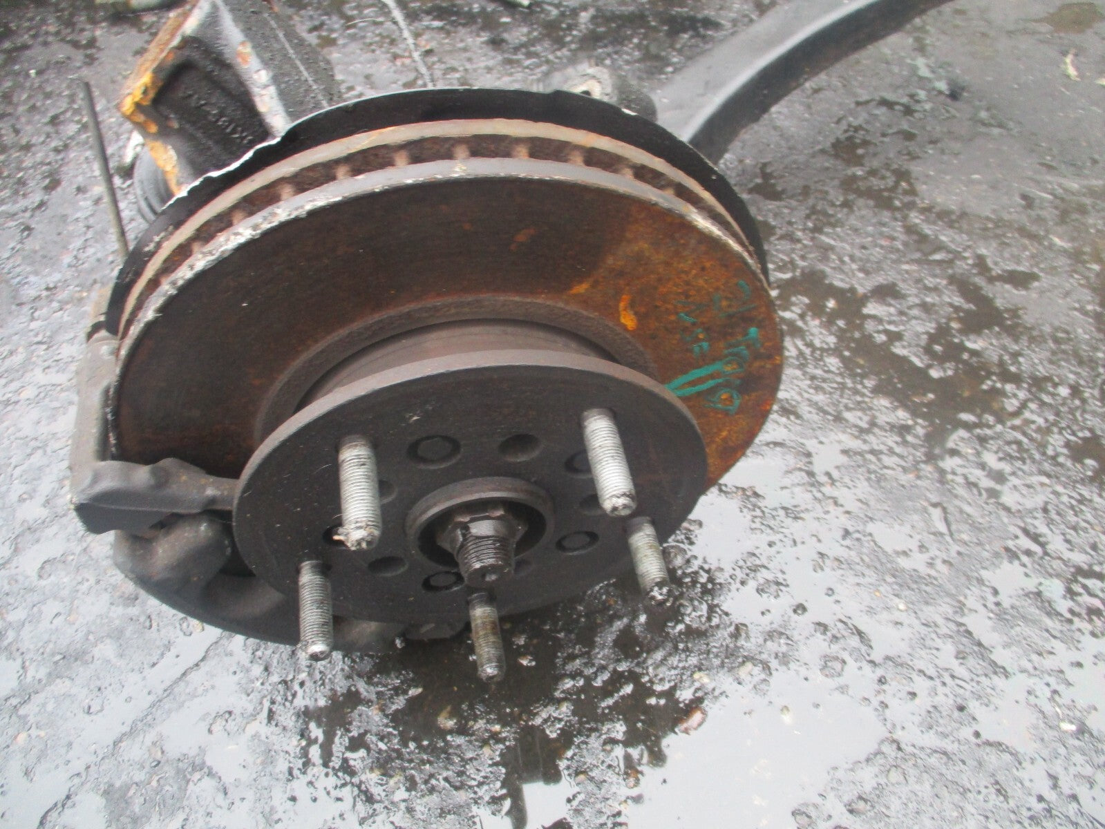 2021 FORD TRANSIT MK8 2.0 DIESEL FWD NSF PASSENGER SIDE FRONT WHEEL HUB
