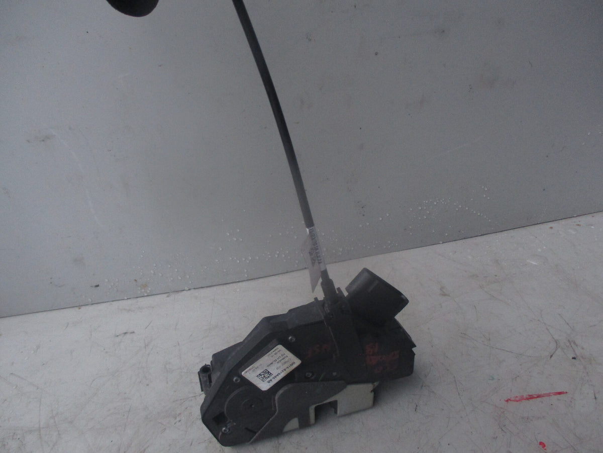 FORD ECOSPORT 2018 NSF PASSENGER SIDE FRONT 5 DOOR LOCK MECHANISM GN15A219A65AB